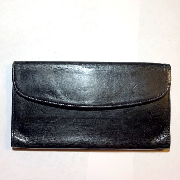 Coach Handbags - Coach Vtg Wallet Blk Italian Leather